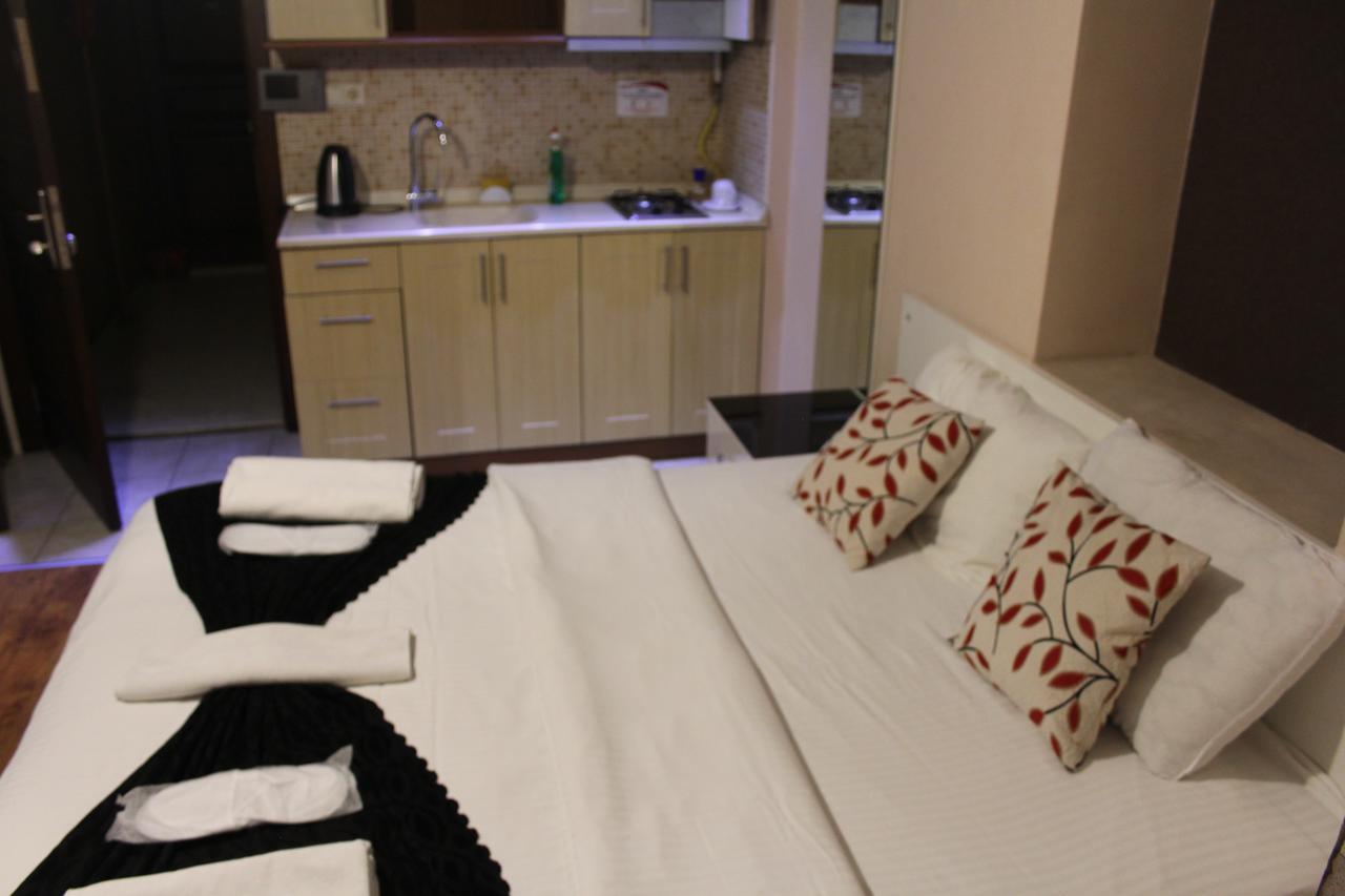 Full House Boutique Hotel Istanbul Bagian luar foto
