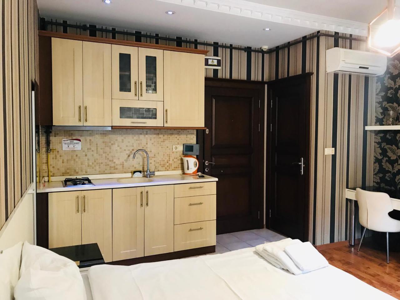 Full House Boutique Hotel Istanbul Bagian luar foto