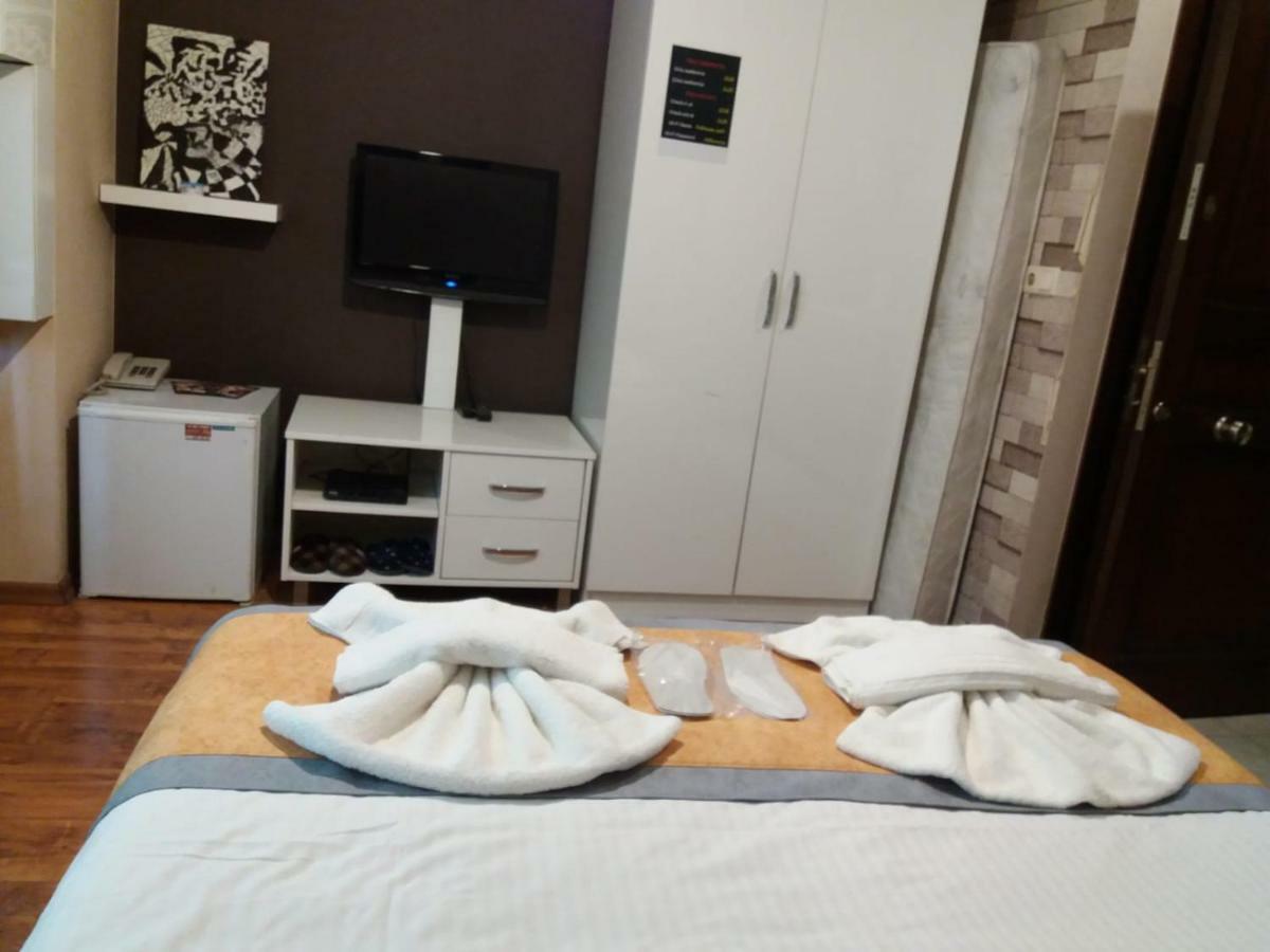Full House Boutique Hotel Istanbul Bagian luar foto