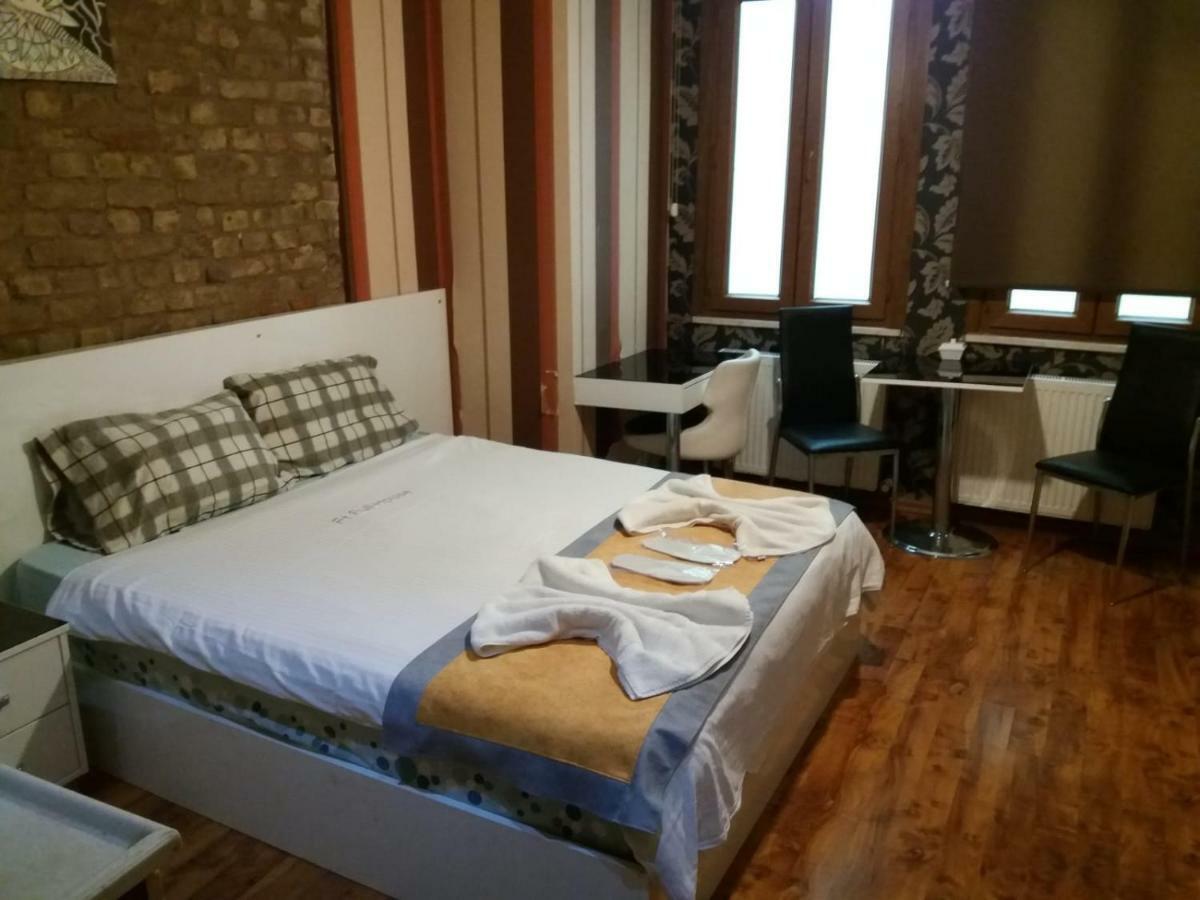 Full House Boutique Hotel Istanbul Bagian luar foto