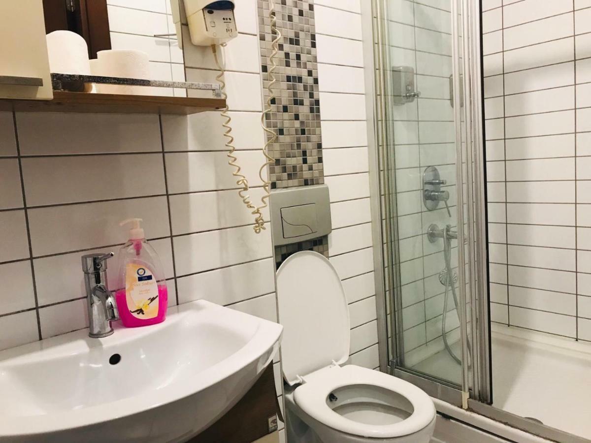 Full House Boutique Hotel Istanbul Bagian luar foto