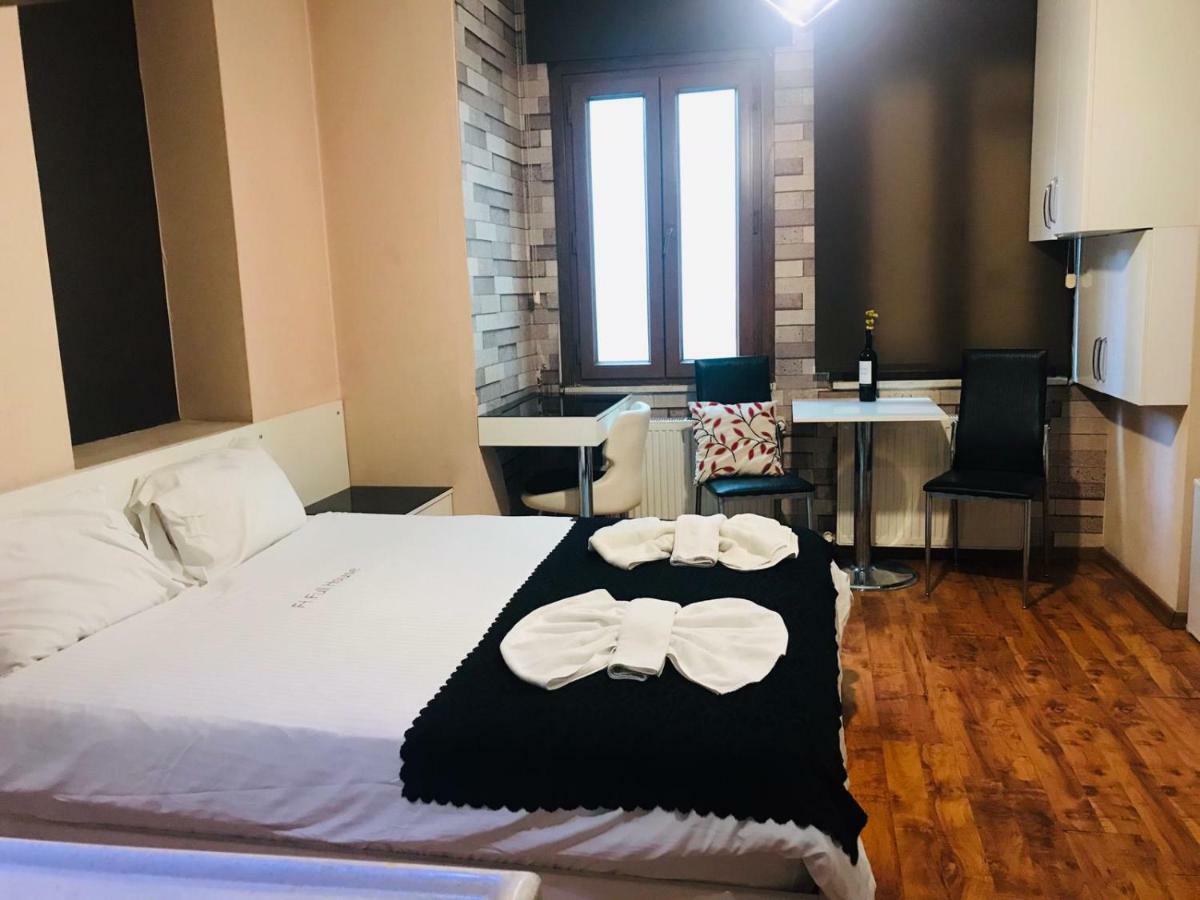 Full House Boutique Hotel Istanbul Bagian luar foto